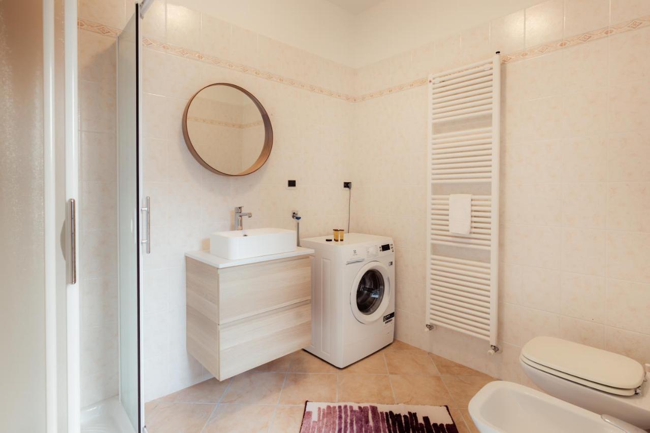 Porta Torre Como Apartment - By Relais Di Giada エクステリア 写真
