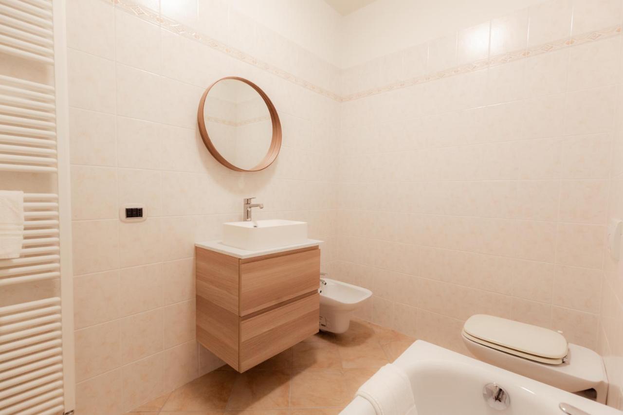 Porta Torre Como Apartment - By Relais Di Giada エクステリア 写真