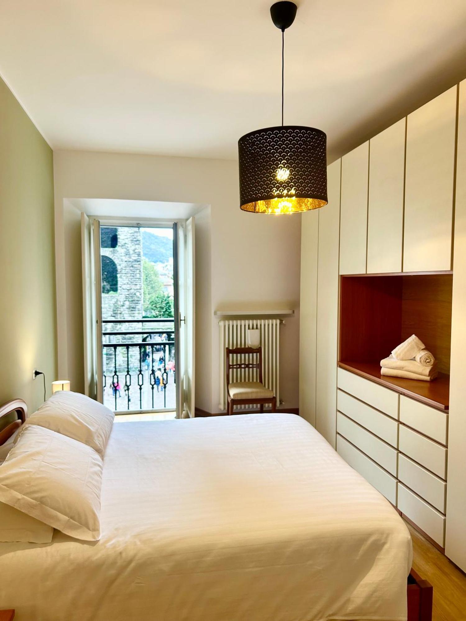 Porta Torre Como Apartment - By Relais Di Giada エクステリア 写真