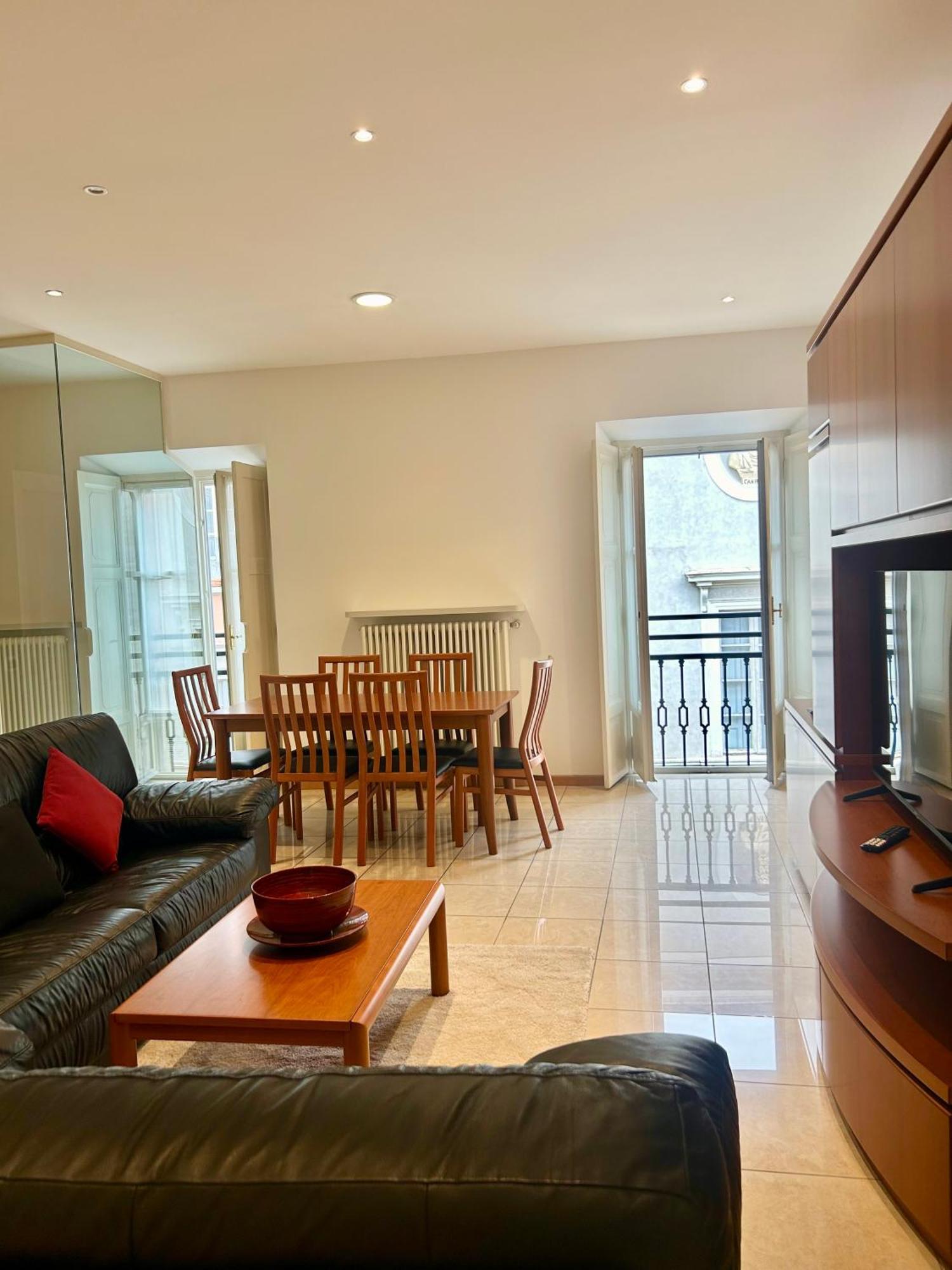 Porta Torre Como Apartment - By Relais Di Giada エクステリア 写真