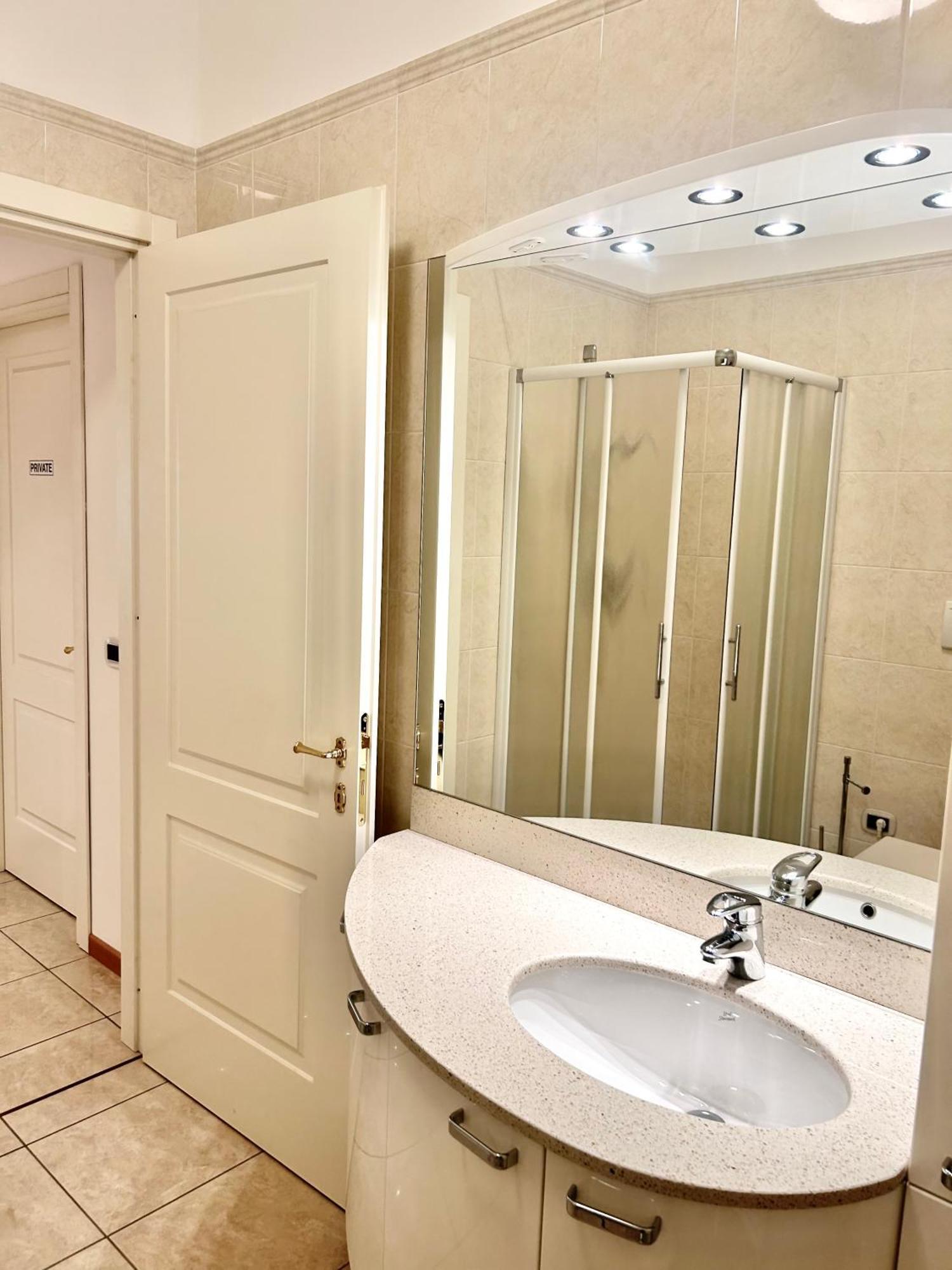 Porta Torre Como Apartment - By Relais Di Giada エクステリア 写真